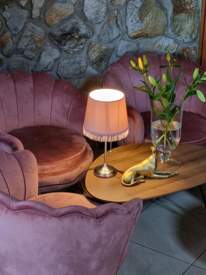 Hotel Zaulek Luban Eksteriør billede
