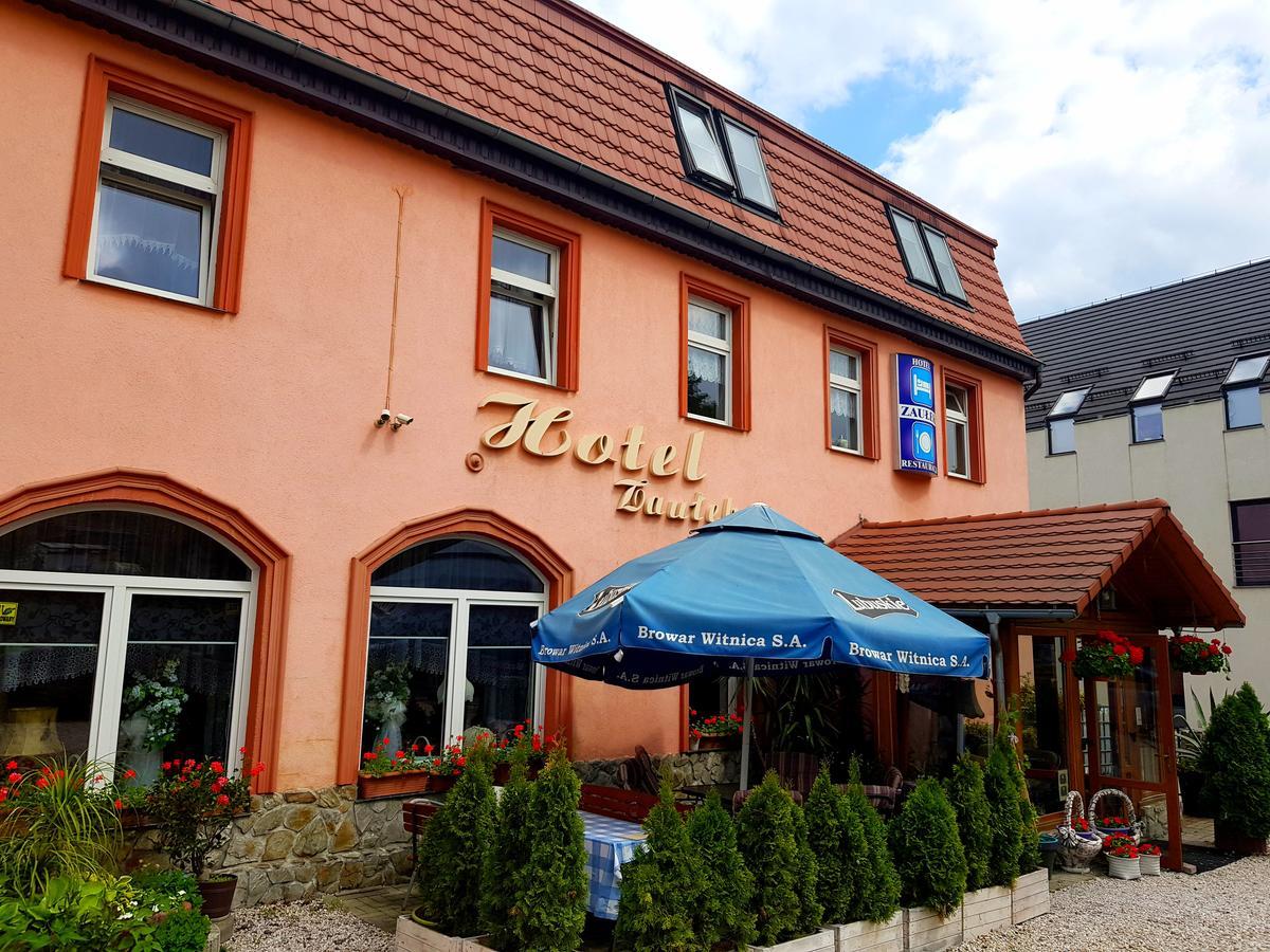 Hotel Zaulek Luban Eksteriør billede