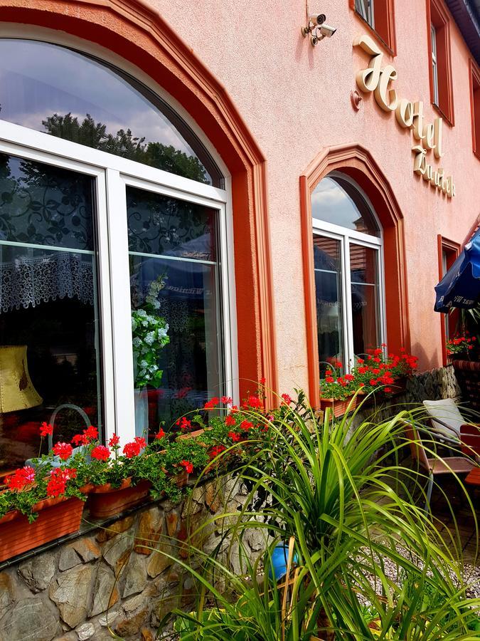 Hotel Zaulek Luban Eksteriør billede