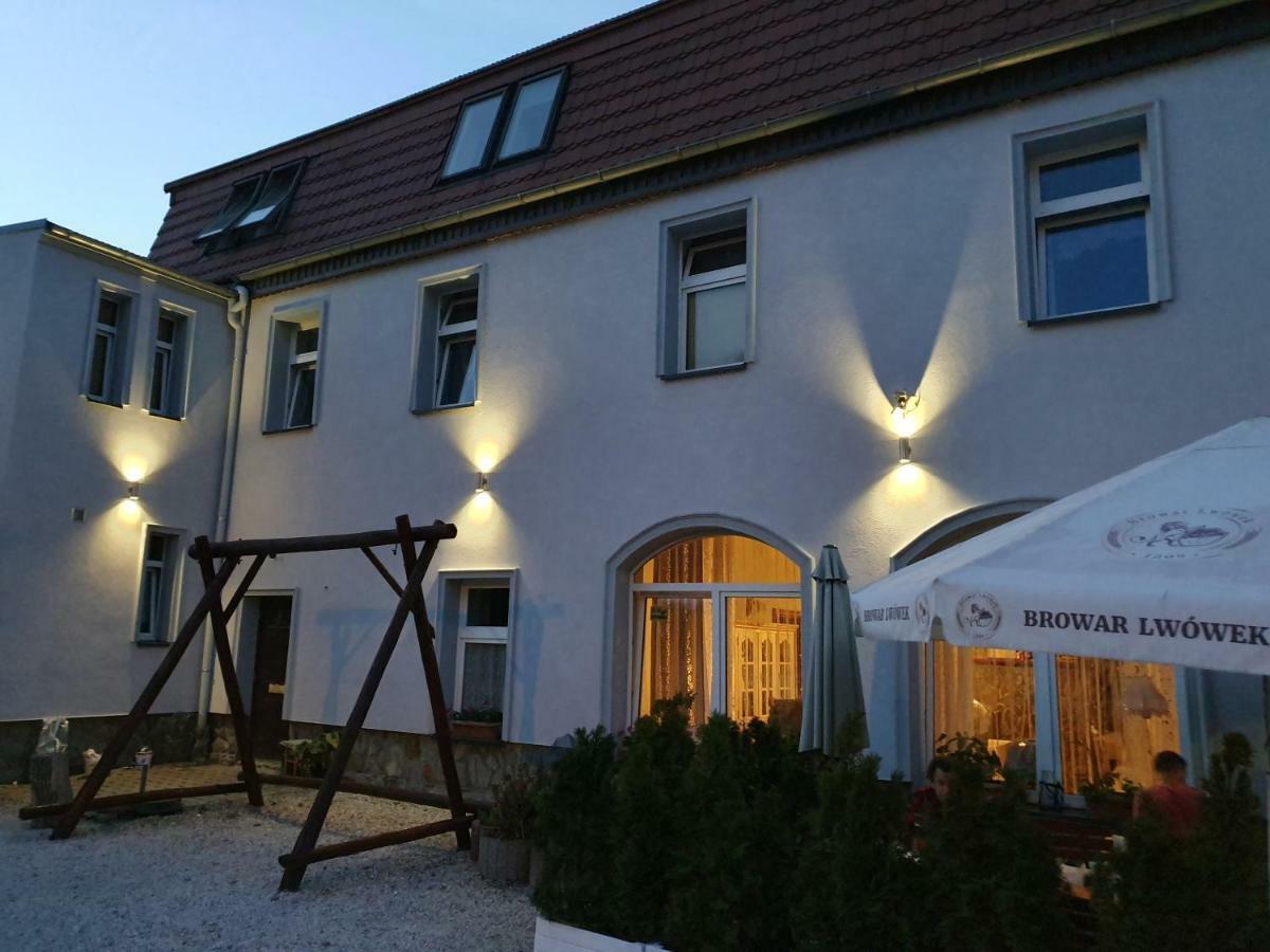 Hotel Zaulek Luban Eksteriør billede