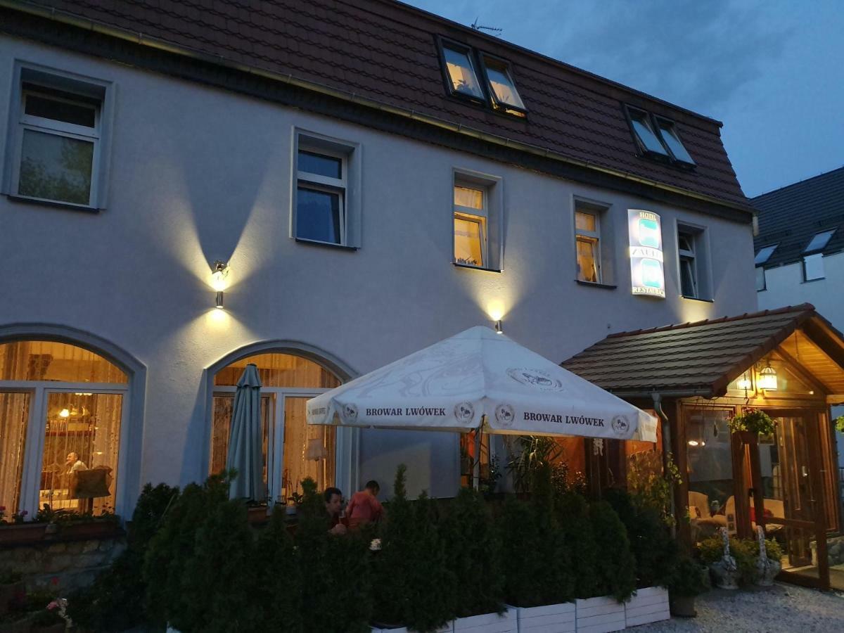 Hotel Zaulek Luban Eksteriør billede