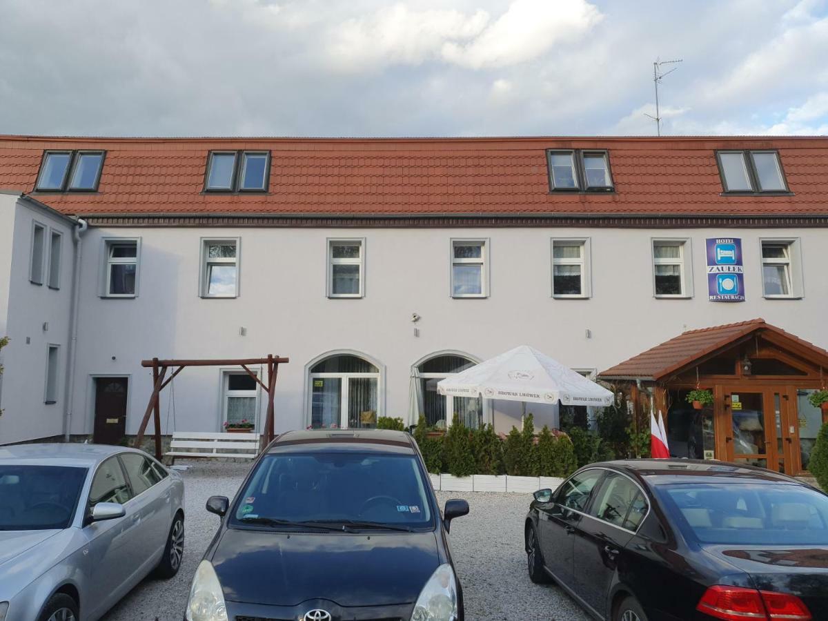 Hotel Zaulek Luban Eksteriør billede